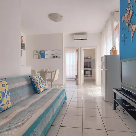 Apartment Space & Comfort On The Coast *