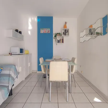 Apartment Space & Comfort On The Coast *