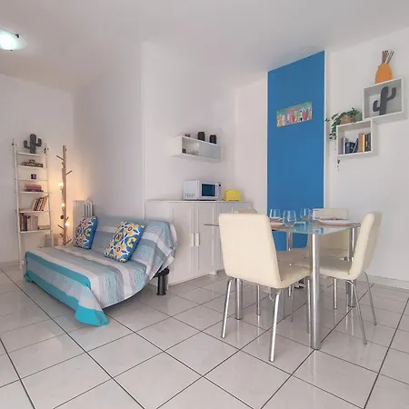 Apartment Space & Comfort On The Coast *